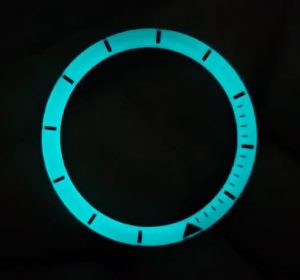 Swiss Super-LumiNova dive watch