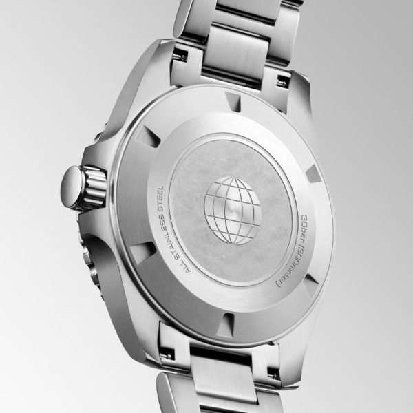 Swiss diving watches